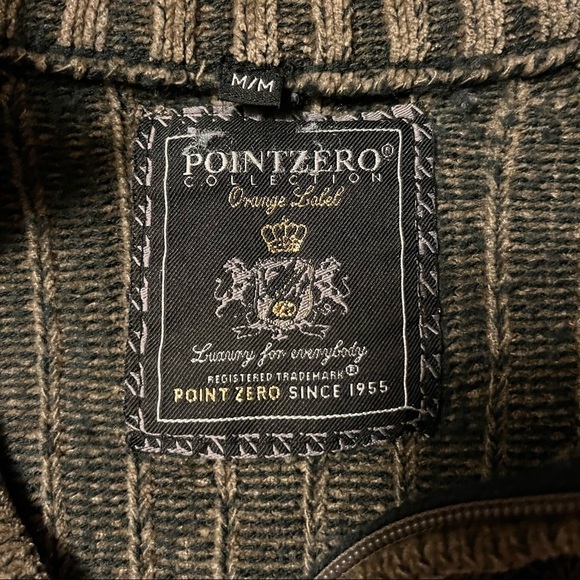 Point Zero 1/4 zip up  sweater - Picture 3 of 4